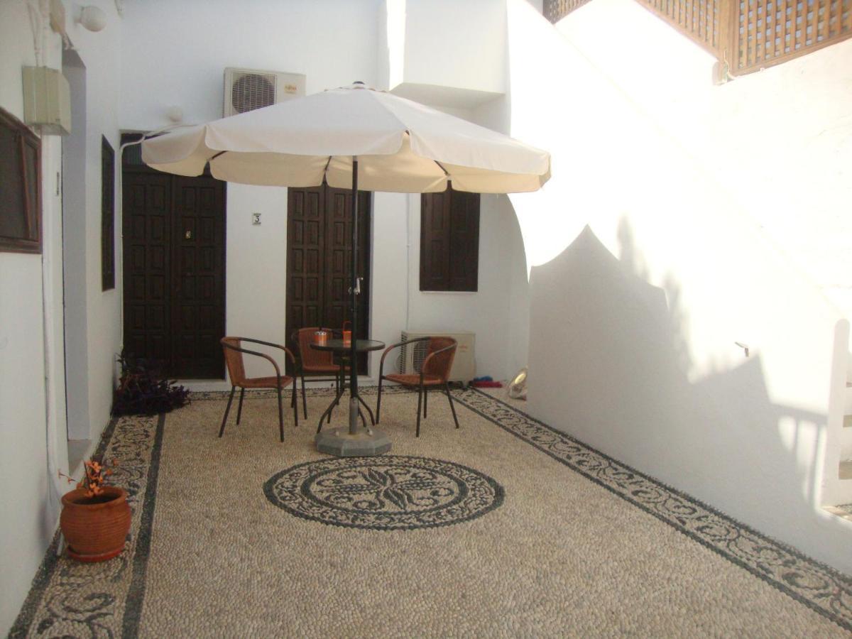 Sarris Studios & Apartments لينثوس المظهر الخارجي الصورة