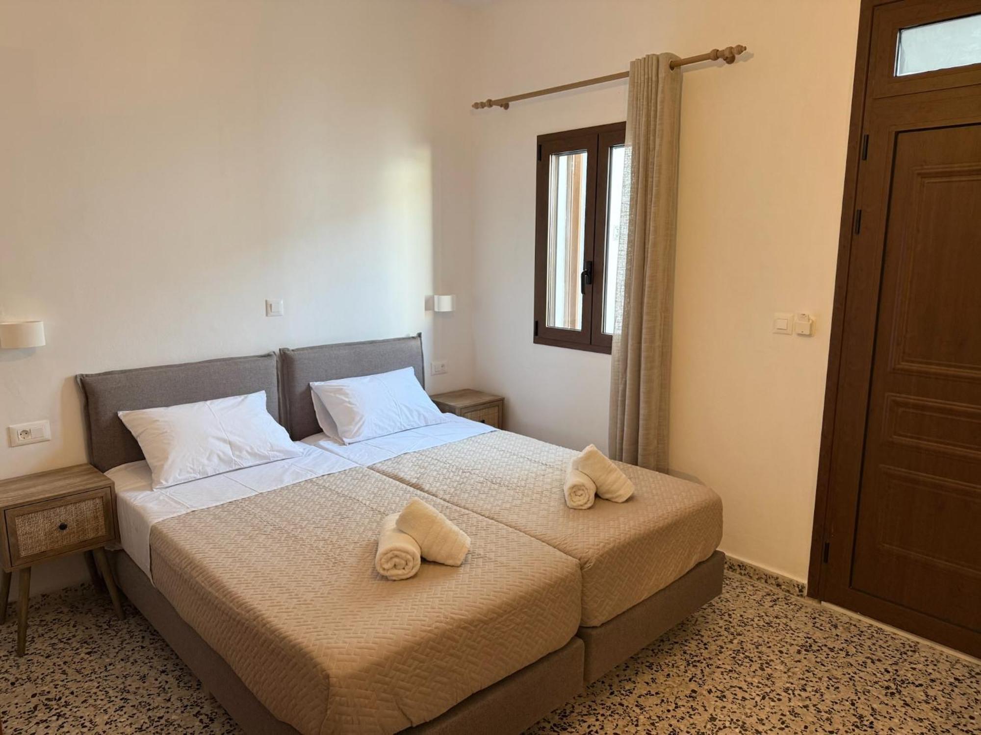 Sarris Studios & Apartments لينثوس المظهر الخارجي الصورة