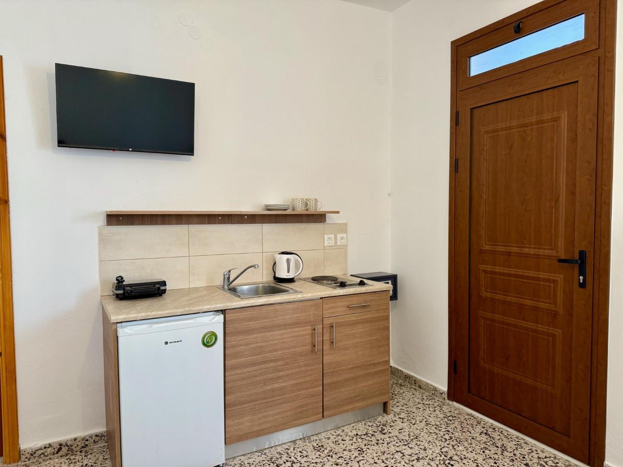 Sarris Studios & Apartments لينثوس المظهر الخارجي الصورة