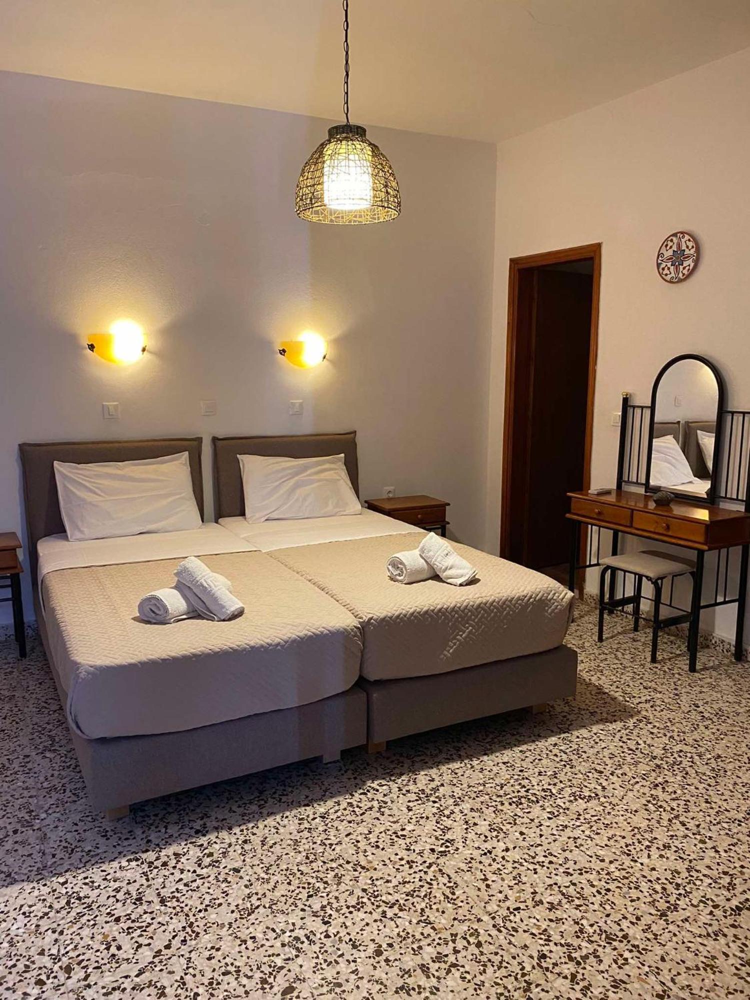 Sarris Studios & Apartments لينثوس المظهر الخارجي الصورة