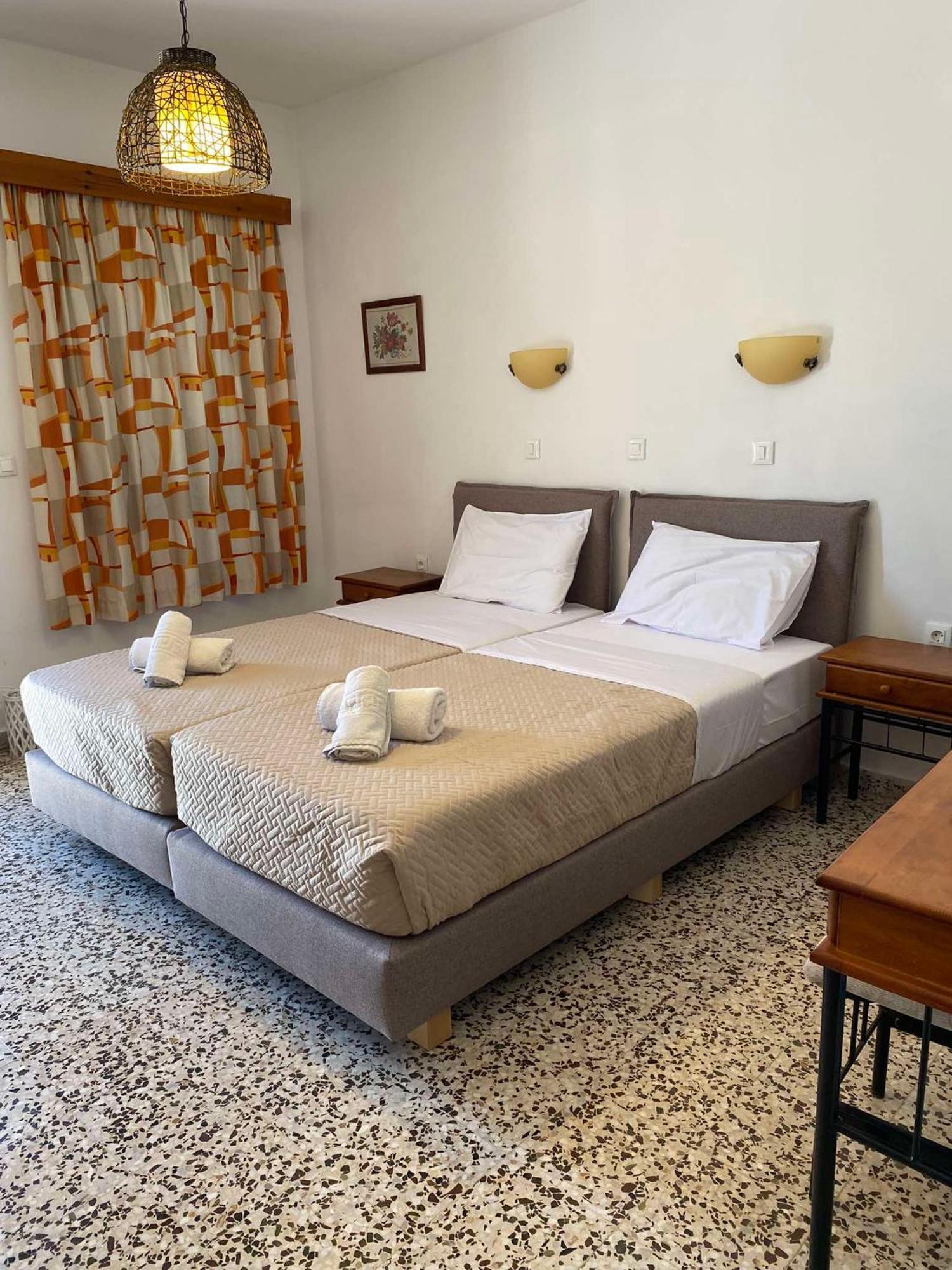 Sarris Studios & Apartments لينثوس المظهر الخارجي الصورة