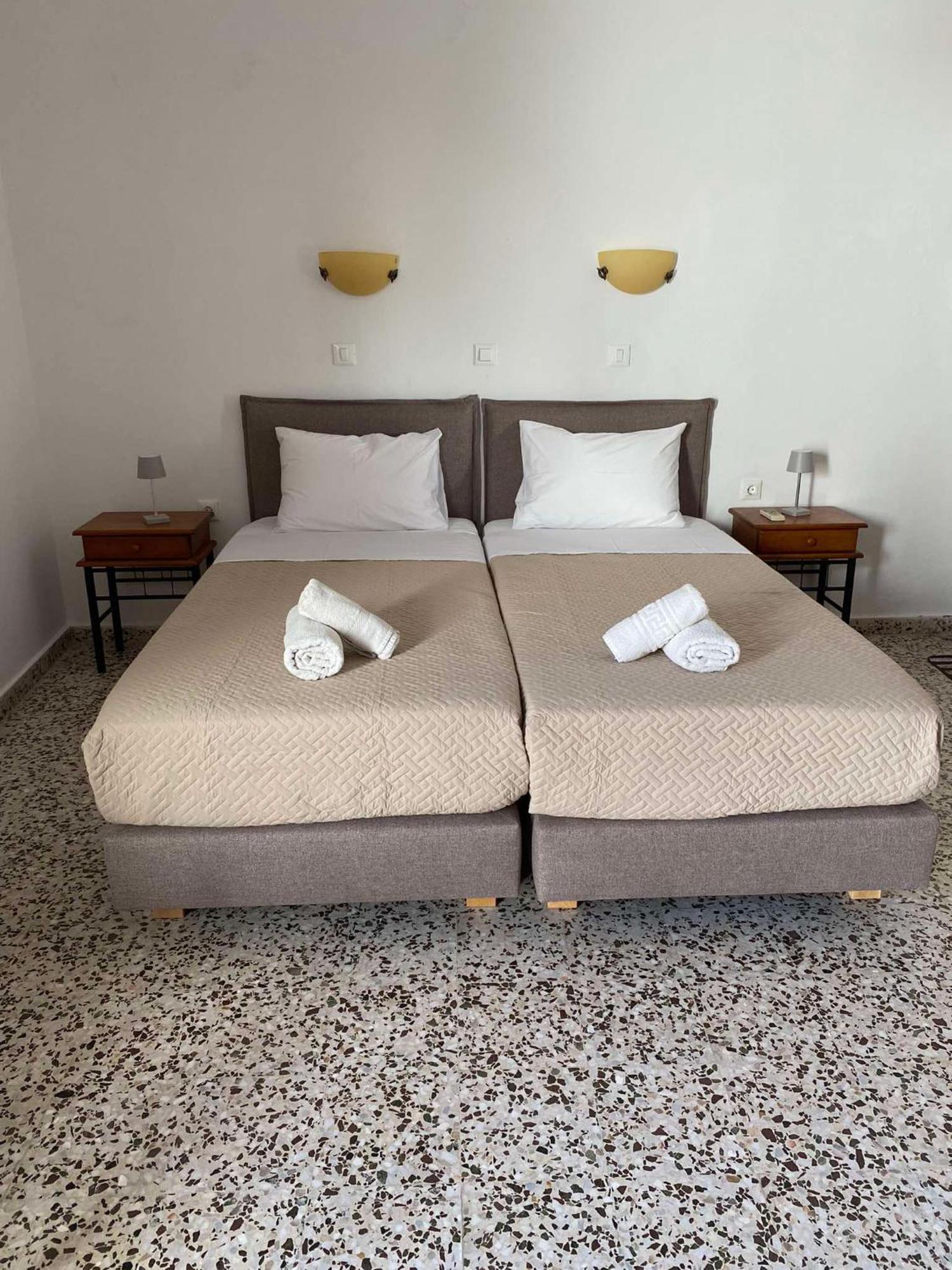 Sarris Studios & Apartments لينثوس المظهر الخارجي الصورة