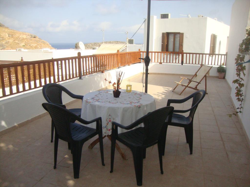 Sarris Studios & Apartments لينثوس المظهر الخارجي الصورة